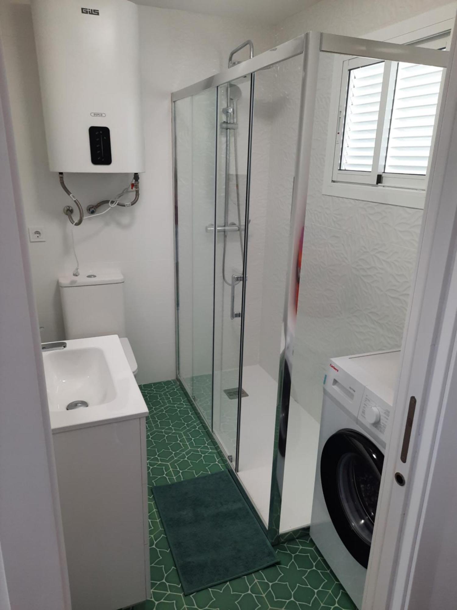 Playmon Holiday Apartment Benidorm Bagian luar foto