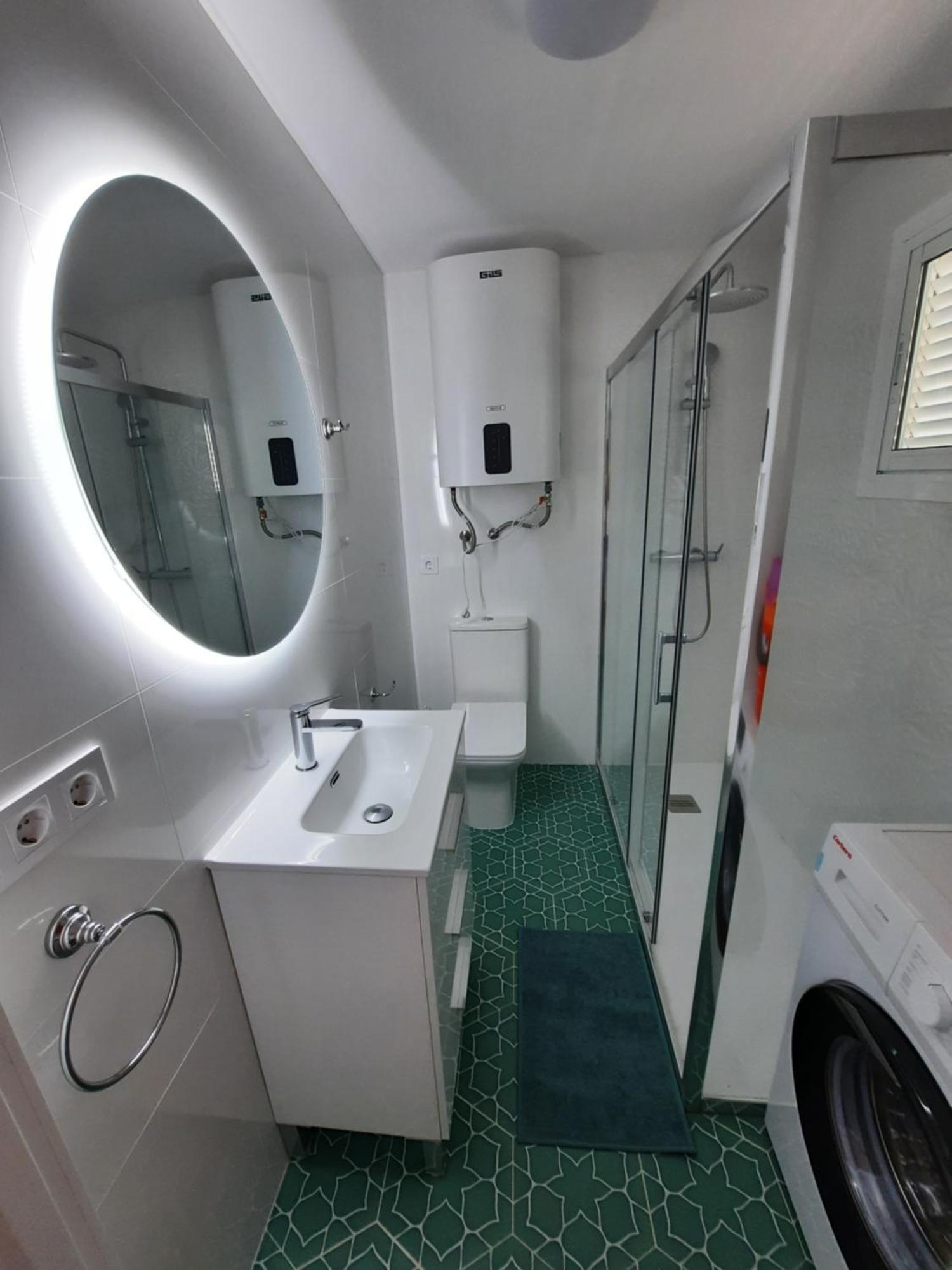 Playmon Holiday Apartment Benidorm Bagian luar foto